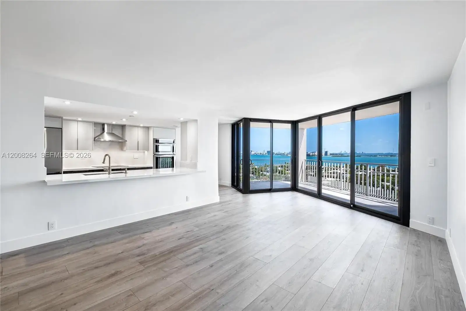 2 bedroom 2 bath Residential for sale at 2000 Towerside Ter # 1506, Miami FL 33138