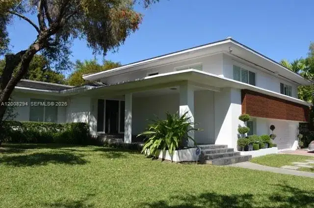 5 bedroom 5 bath Residential Lease for rent at 173 S Shore Dr S, Miami FL 33133