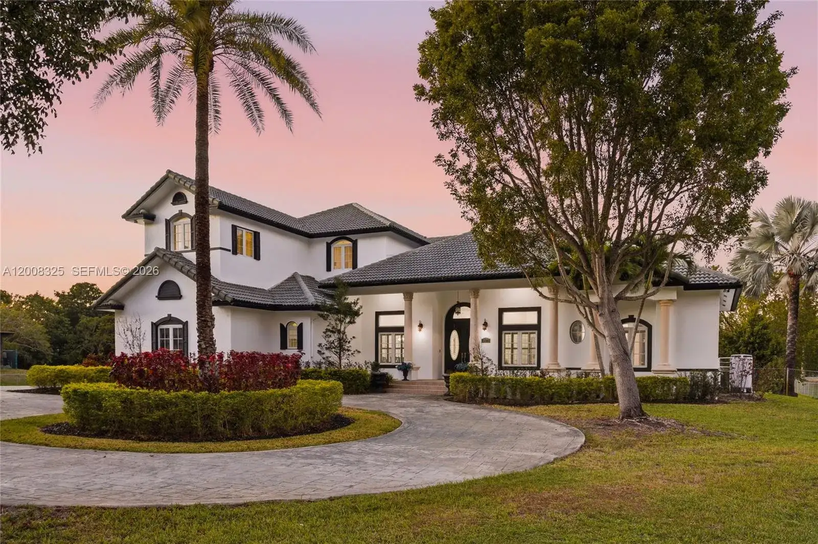 5 bedroom 4 bath Residential Lease for rent at 20401 SW 48th Pl, Southwest Ranches FL 33332