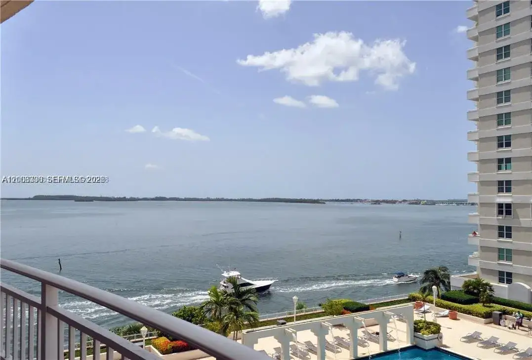 1 bedroom 1 bath Residential for sale at 770 Claughton Island Dr # 810, Miami FL 33131