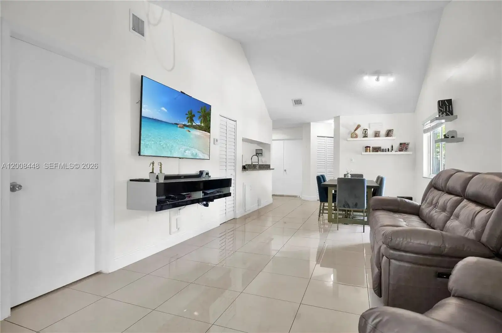2 bedroom 2 bath Residential for sale at 9503 SW 140th Ct # 9503, Miami FL 33186