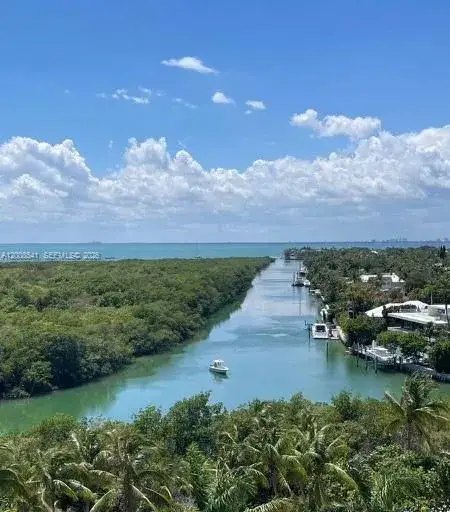 2 bedroom 2 bath Residential for sale at 1121 Crandon Blvd # D903, Key Biscayne FL 33149