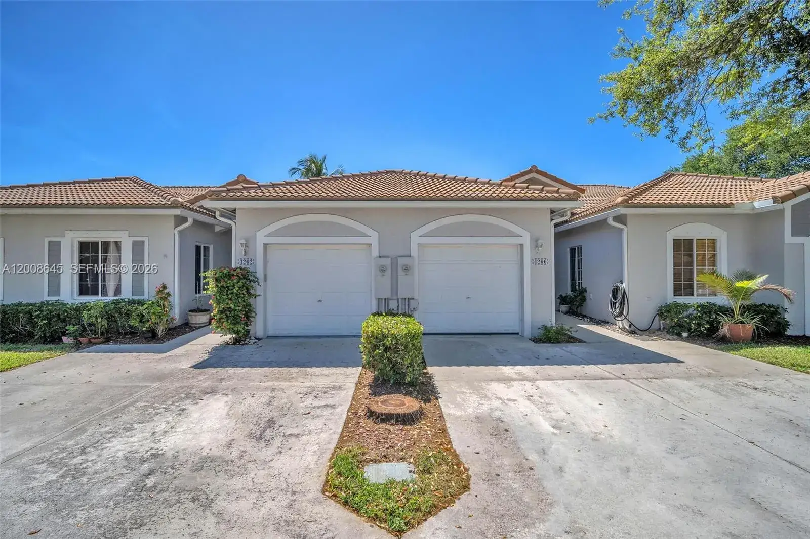 3 bedroom 2 bath Residential for sale at 4266 SW 10th Pl, Deerfield Beach FL 33442