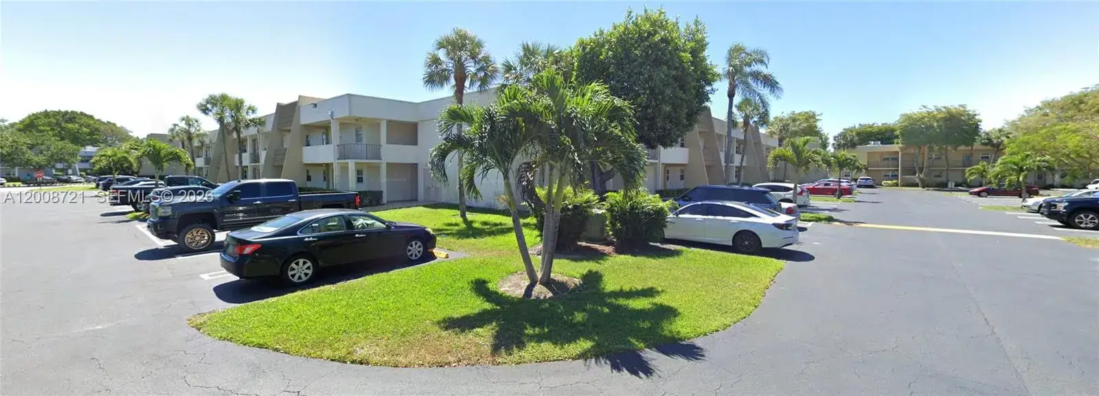1 bedroom 1 bath Residential for sale at 2600 Fiore Way # B, Delray Beach FL 33445