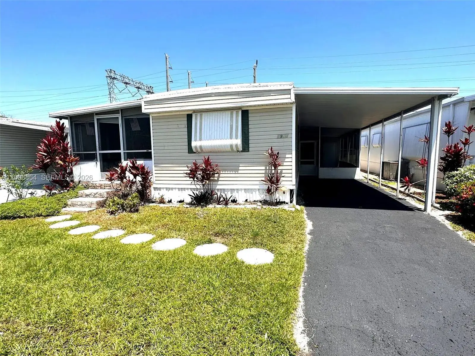 2 bedroom 2 bath Residential Lease for rent at 2957 SW 54th St # 0, Dania Beach FL 33312