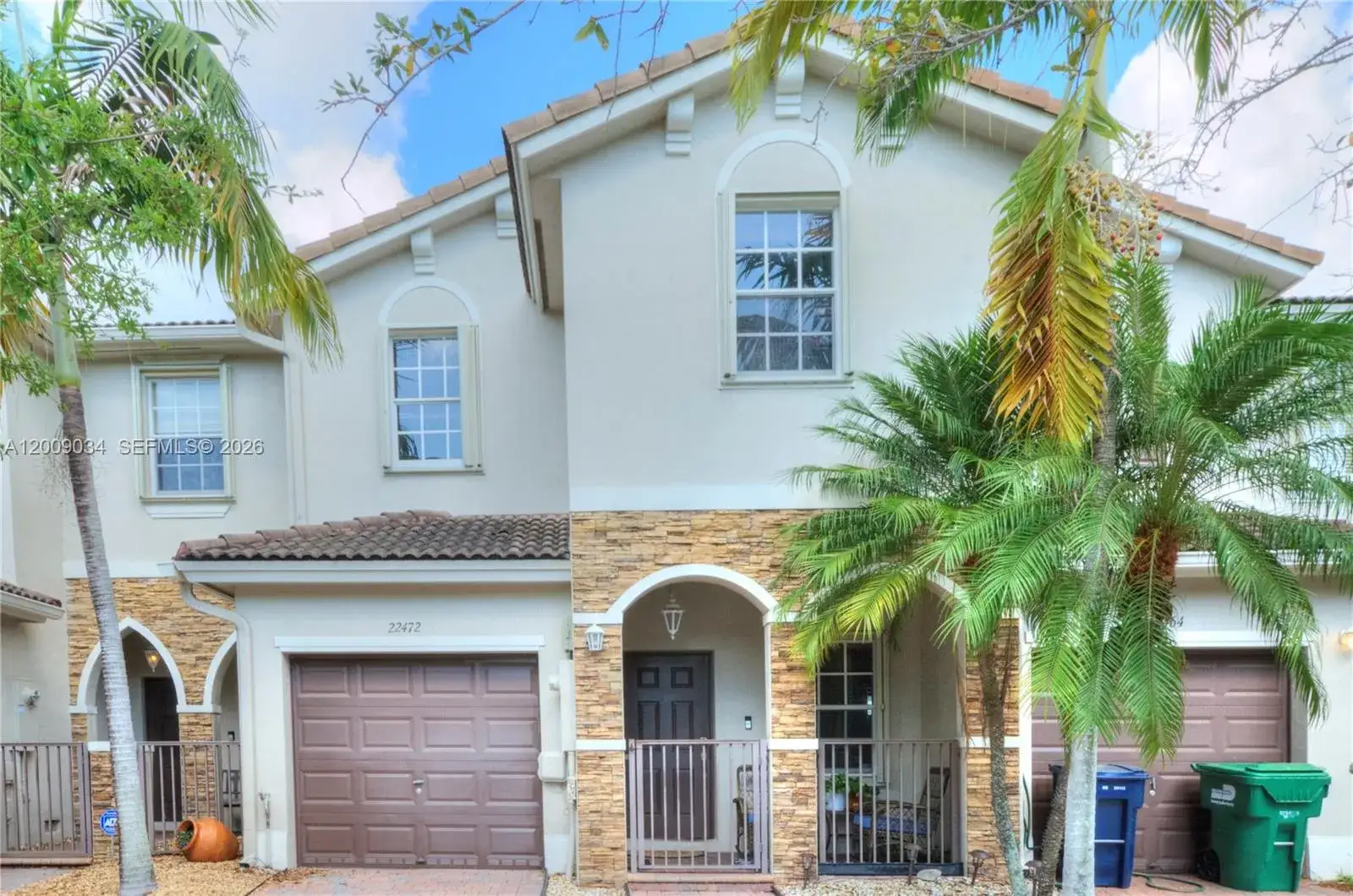 4 bedroom 2 bath Residential for sale at 22472 SW 89th Path, Cutler Bay FL 33190