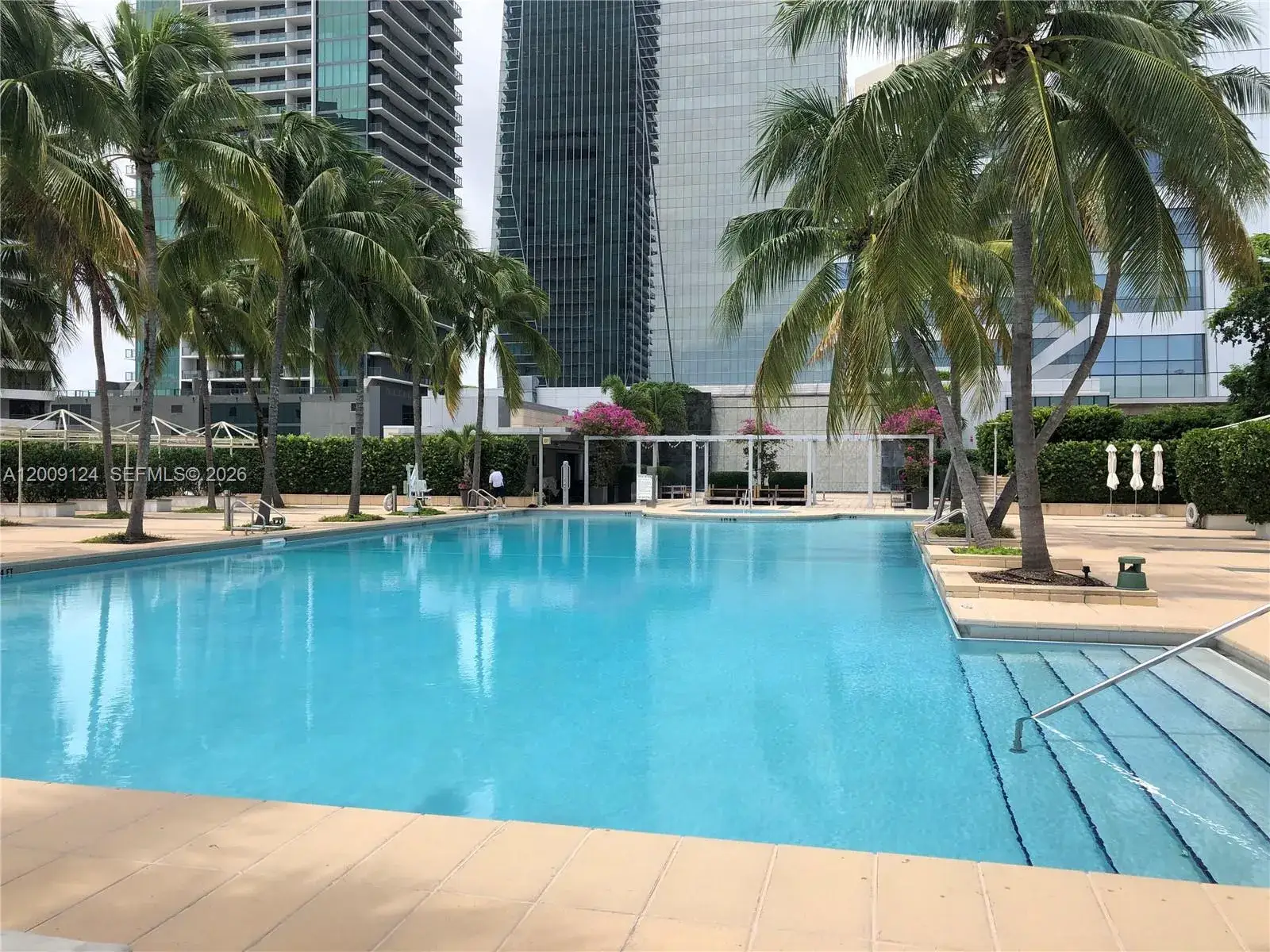 1 bath Residential Lease for rent at 1435 Brickell Ave # 3505, Miami FL 33131
