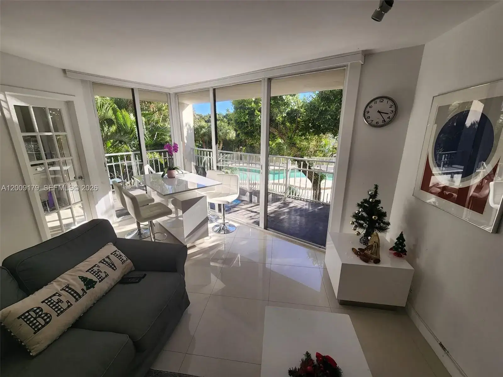 1 bedroom 1 bath Residential Lease for rent at 1000 Quayside Ter # 408, Miami FL 33138