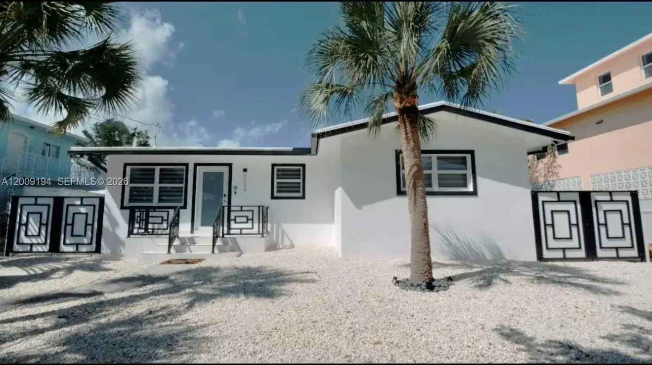 3 bedroom 2 bath Residential for sale at 2133 Yellowtail Dr, Marathon FL 33050