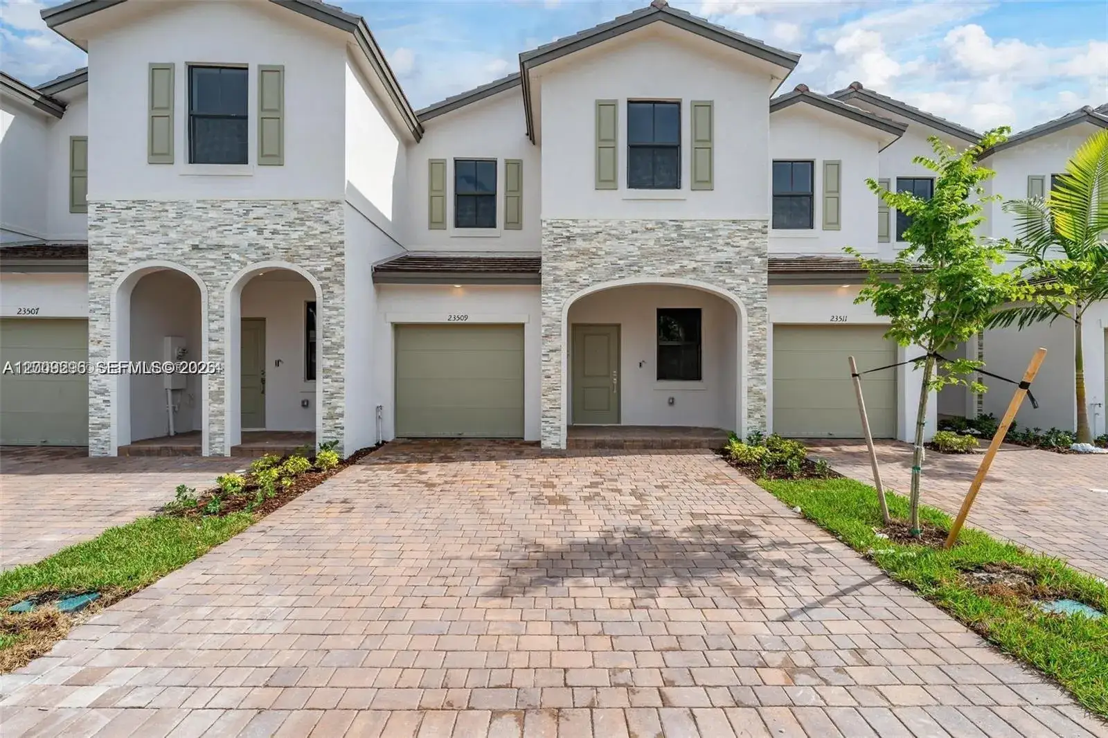 3 bedroom 2 bath Residential for sale at 23509 SW 129th Path, Homestead FL 33032