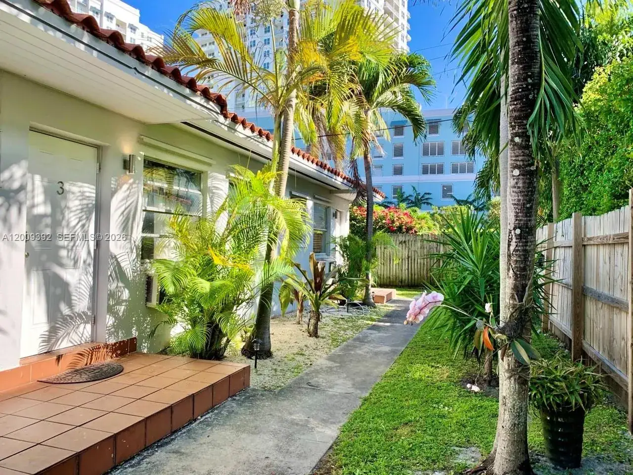 1 bedroom 1 bath Residential Lease for rent at 1130 NE 81st St # 3, Miami FL 33138
