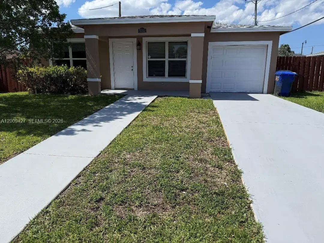 3 bedroom 2 bath Residential Lease for rent at 2713 NW 6th St, Pompano Beach FL 33069