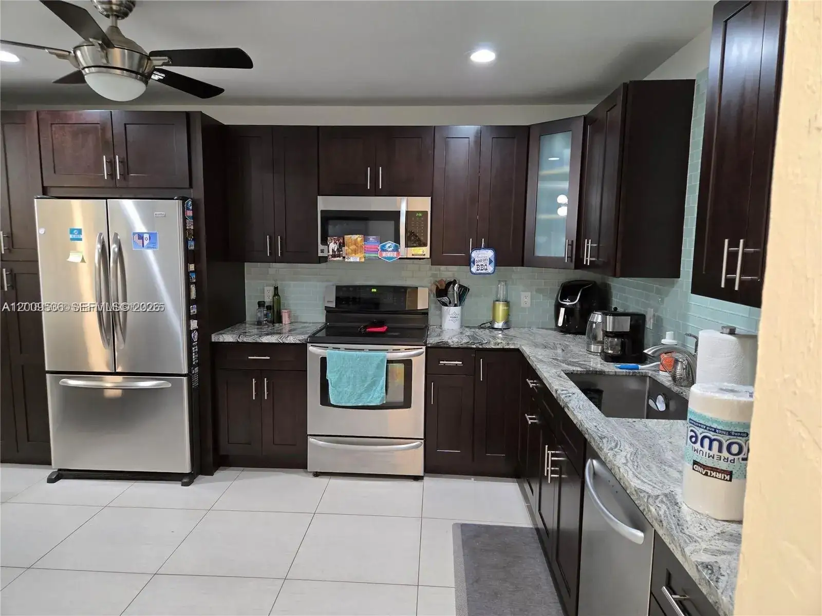 3 bedroom 2 bath Residential for sale at 295 Jacaranda Dr # 20, Plantation FL 33324
