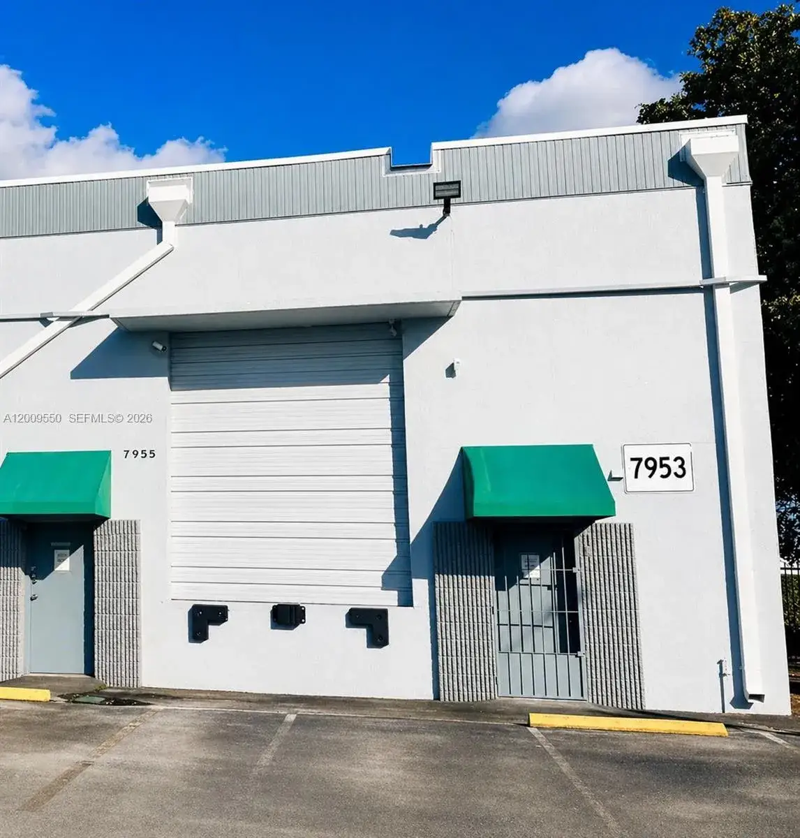 7953 NW 64th St, Medley FL 33166