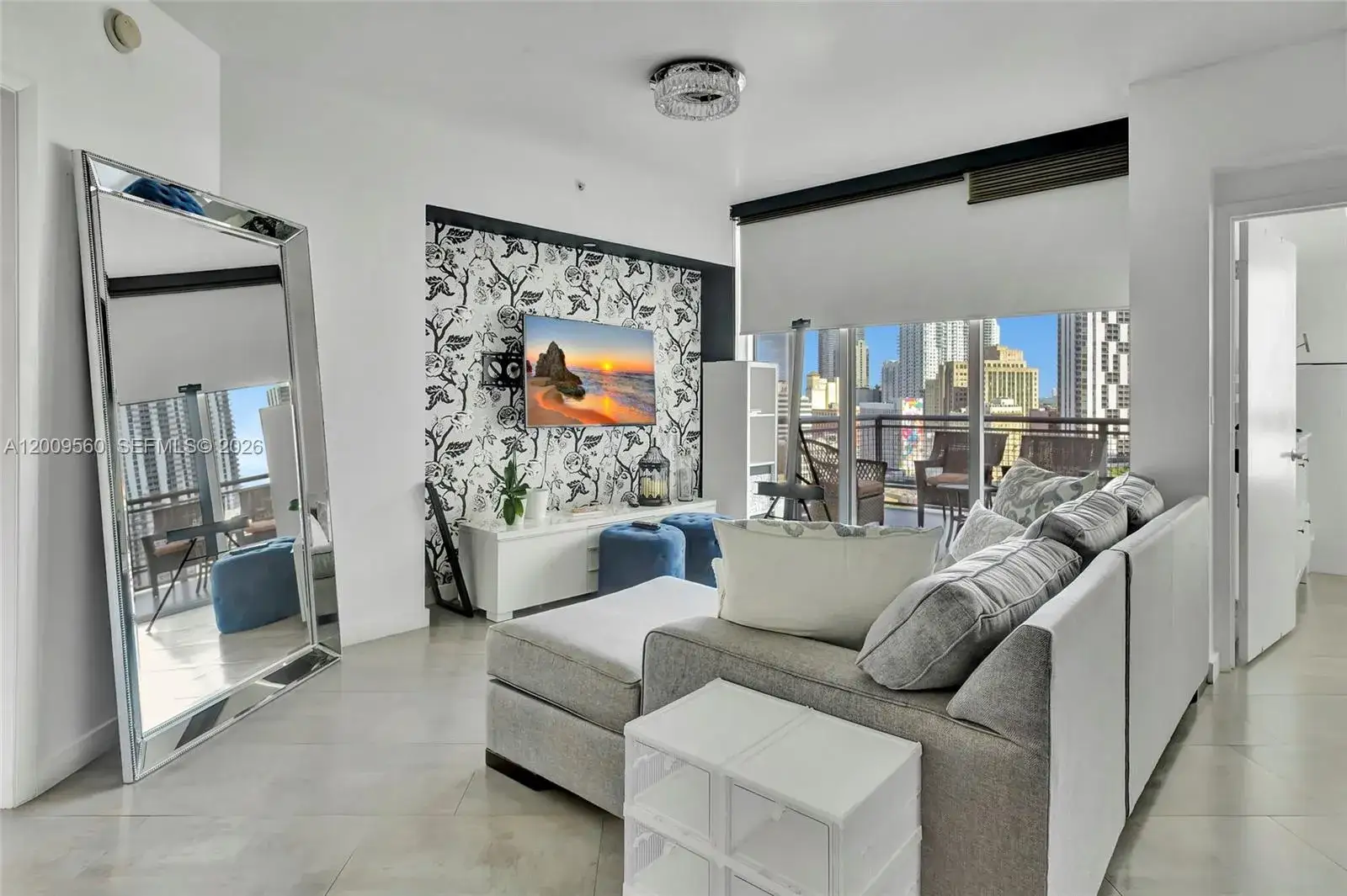 2 bedroom 2 bath Residential for sale at 350 S Miami Ave # 1703, Miami FL 33130