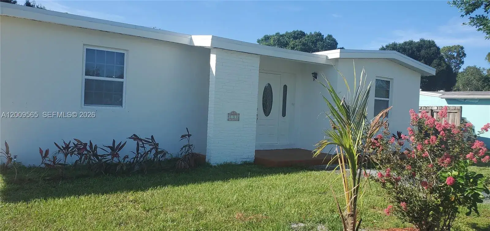 3 bedroom 1 bath Residential for sale at 131 SE Serenata Ct, Port St. Lucie FL 34983