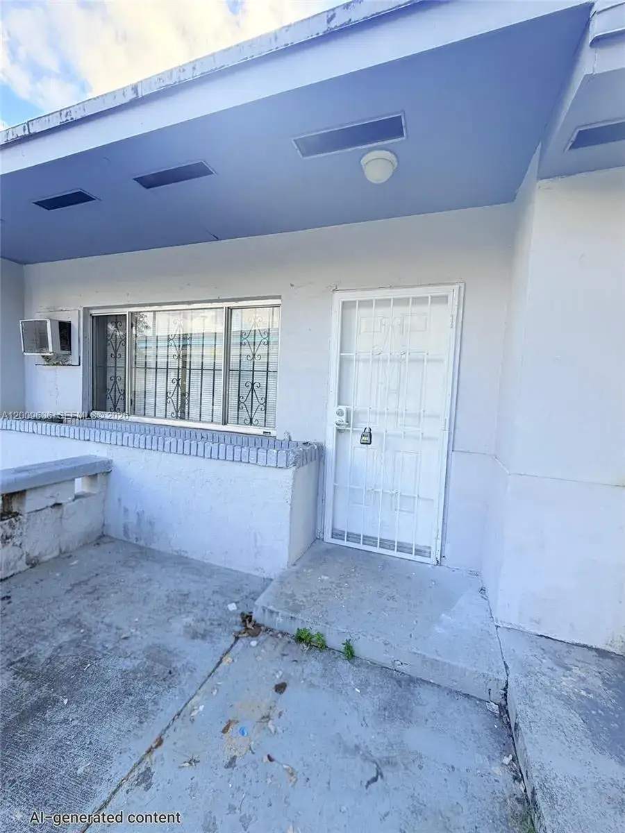 1 bedroom 1 bath Residential Lease for rent at 590 NW 46th St # 2, Miami FL 33127