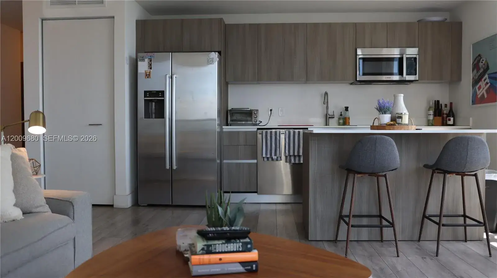 1 bedroom 1 bath Residential Lease for rent at 201 SW 17th Rd # 606, Miami FL 33129