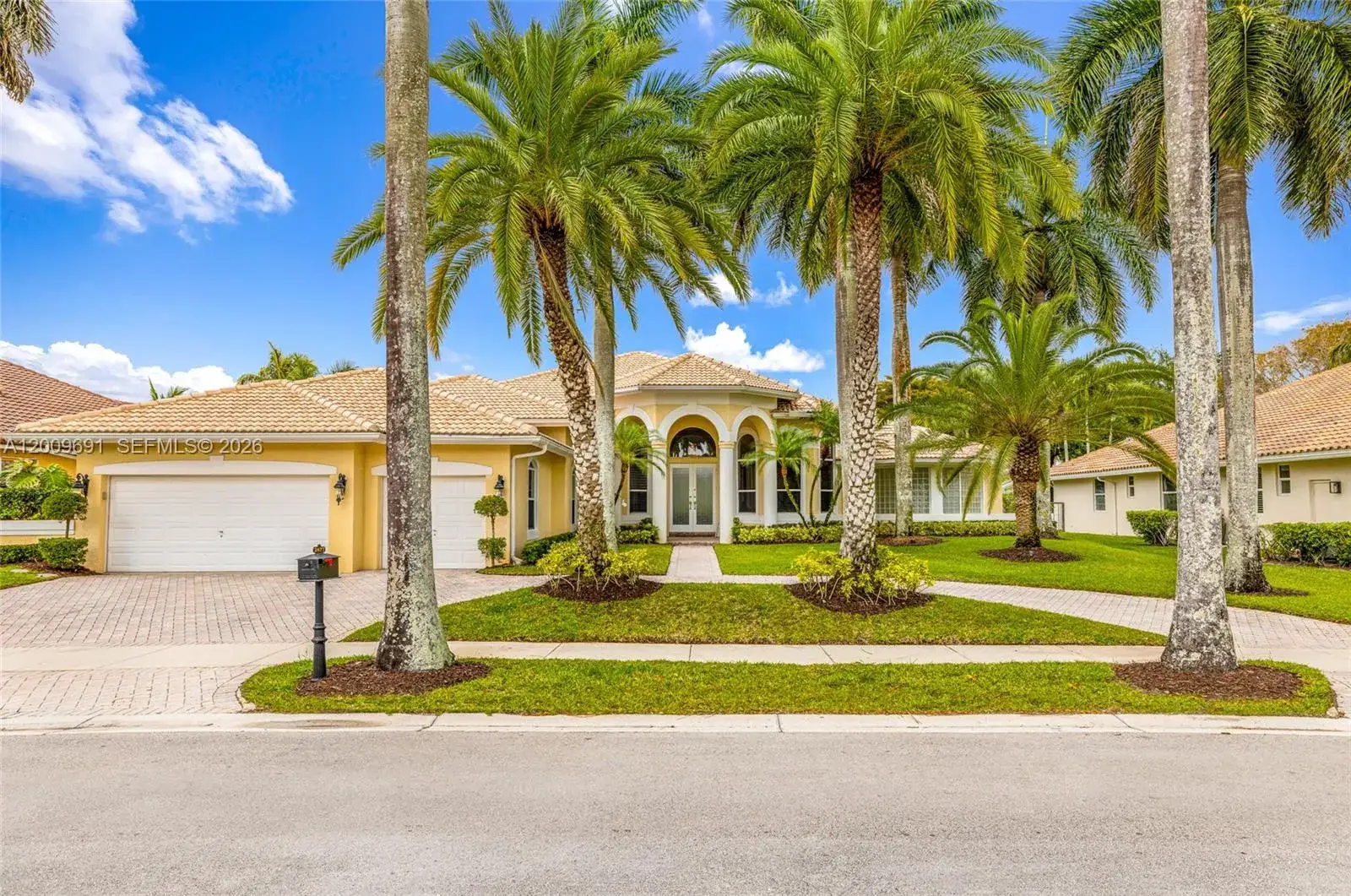 5 bedroom 3 bath Residential for sale at 2477 Poinciana Dr, Weston FL 33327