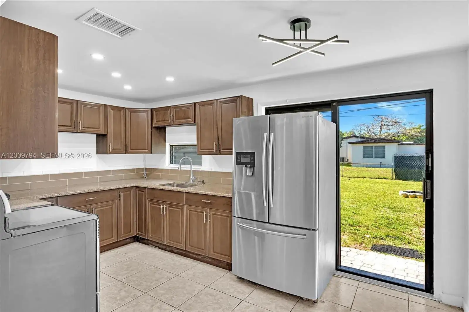 4 bedroom 2 bath Residential Lease for rent at 4156 SW 49th Ct # 0, Dania Beach FL 33314