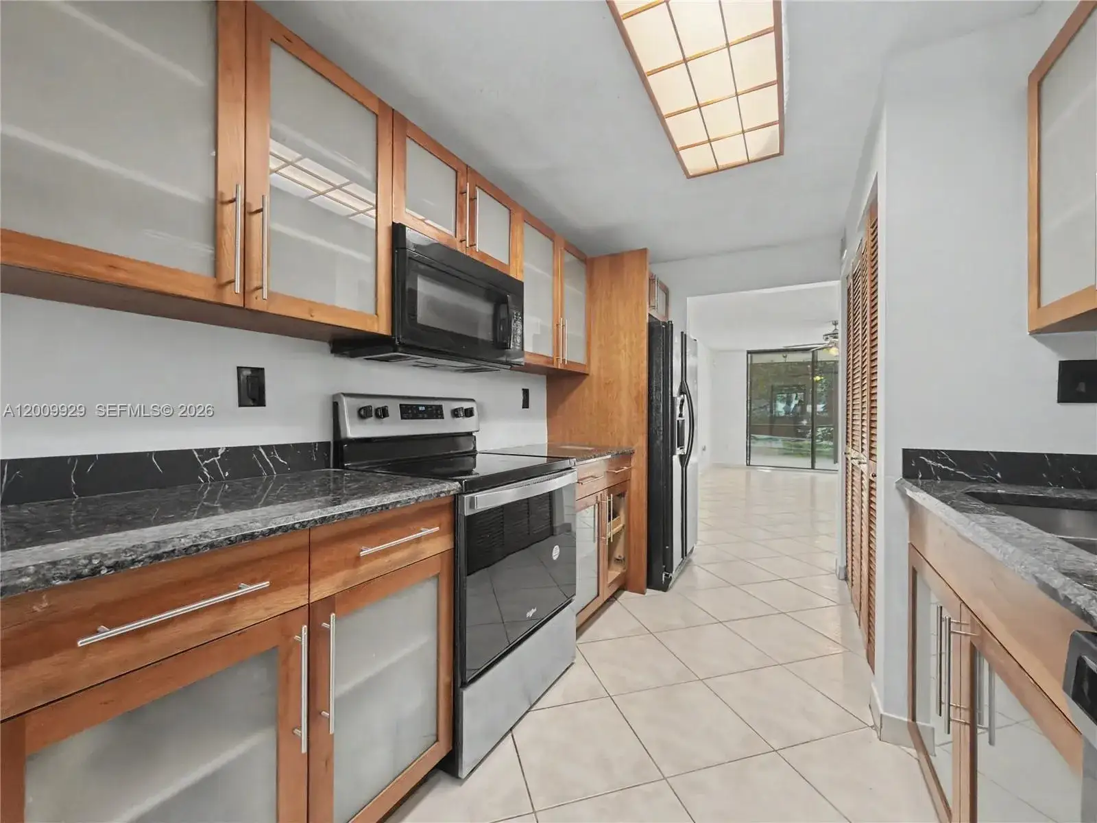 3 bedroom 2 bath Residential for sale at 7451 NW 16th St # 110, Plantation FL 33313