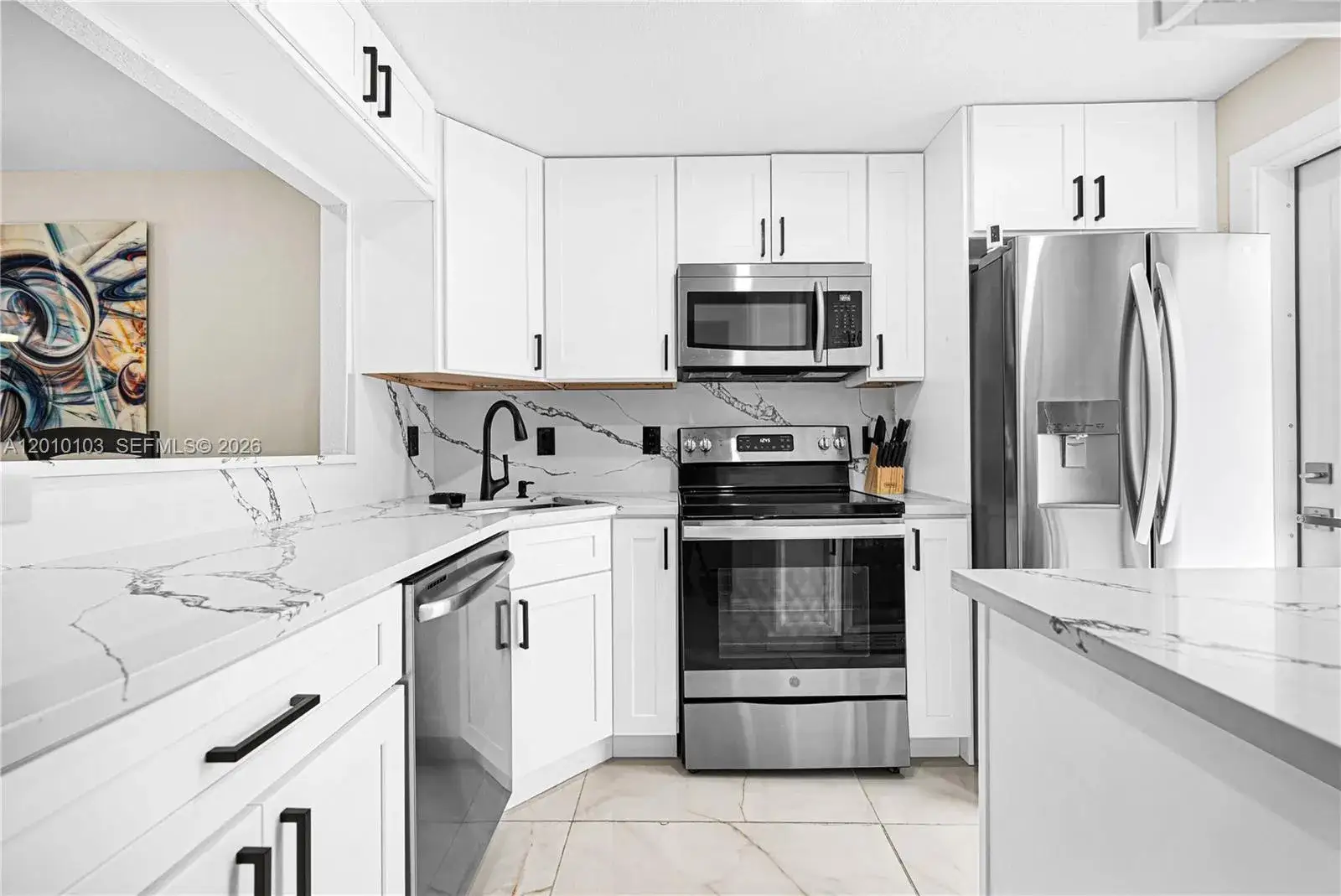 2 bedroom 2 bath Residential Lease for rent at 400 SE 10th St # 105, Deerfield Beach FL 33441