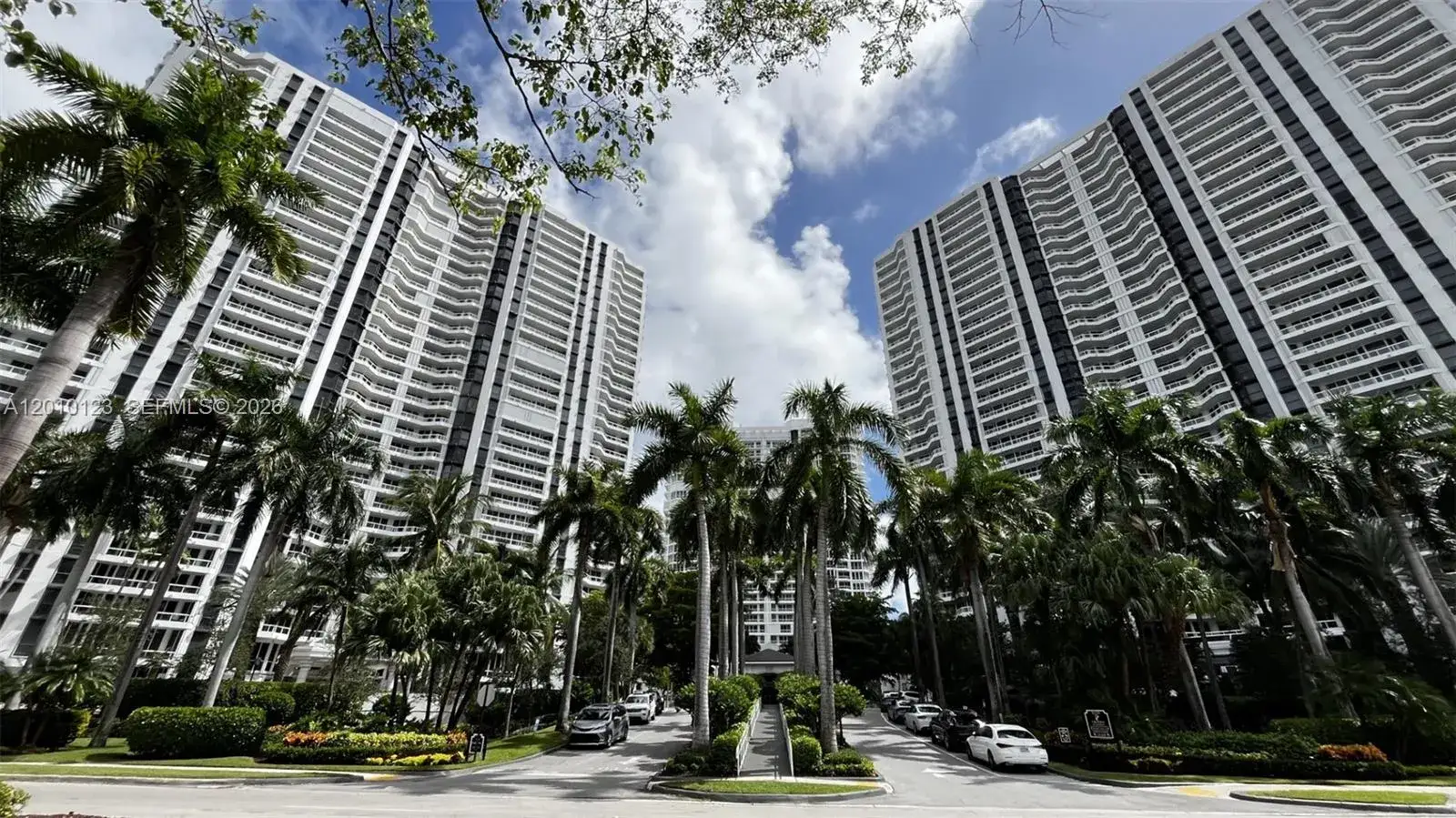 2 bedroom 2 bath Residential for sale at 21150 Point Pl # 1202, Aventura FL 33180
