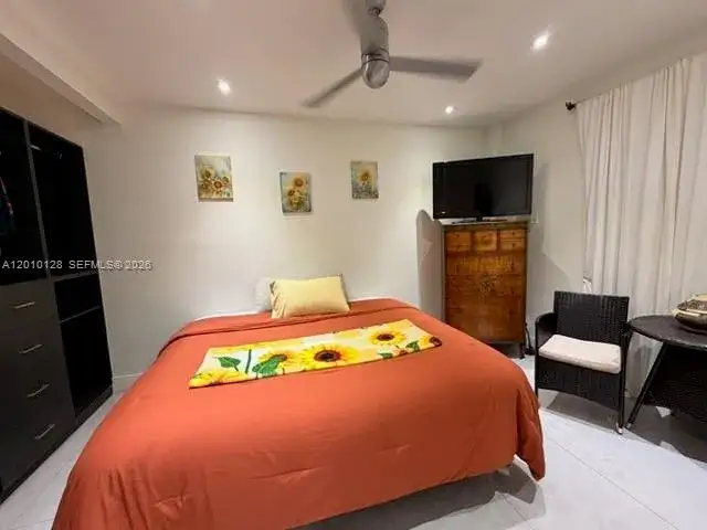 2 bedroom 1 bath Residential for sale at 1043 NW 2nd St # 3, Miami FL 33128