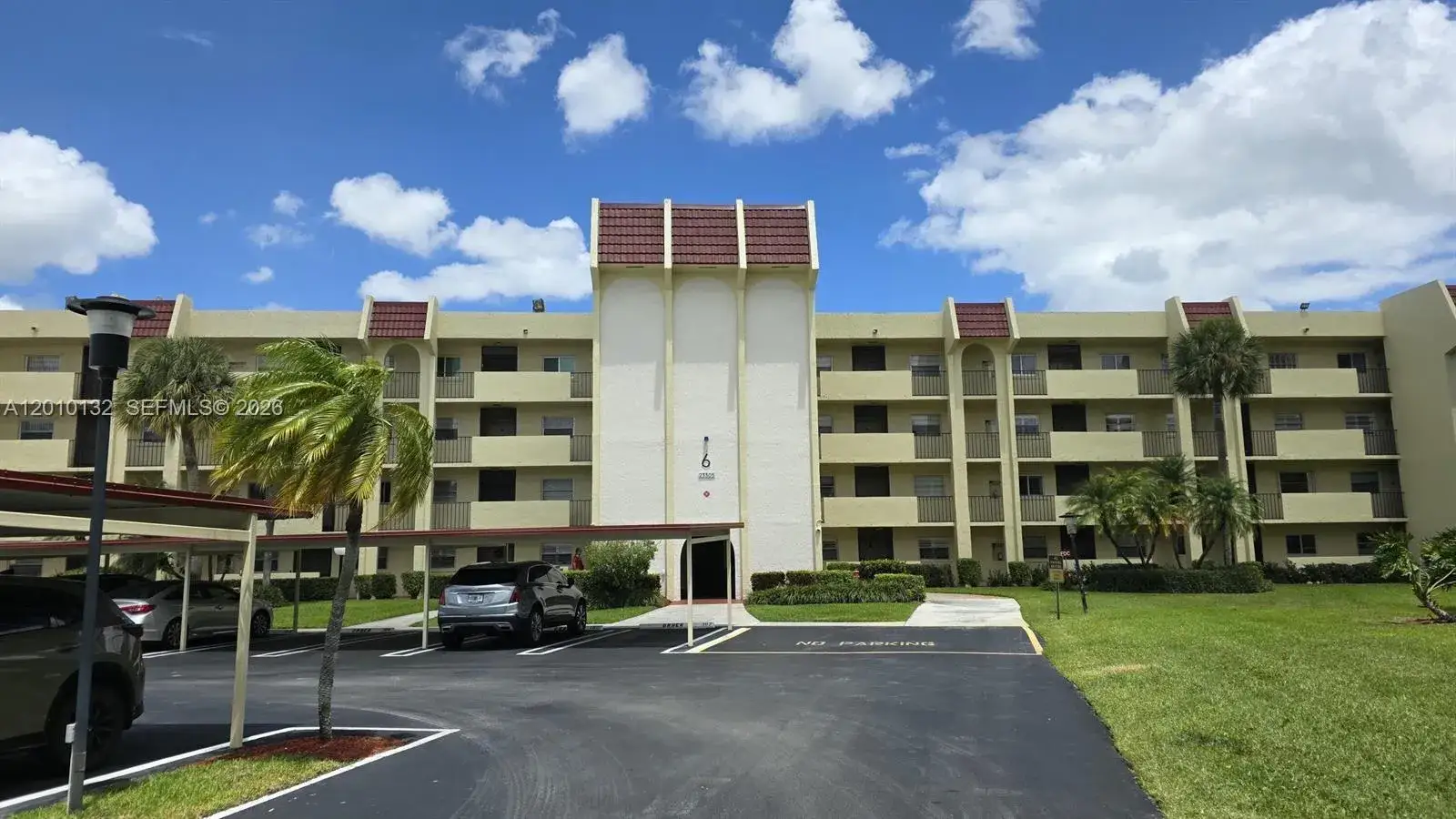 23305 N Barwood Ln N # 207, Boca Raton FL 33428