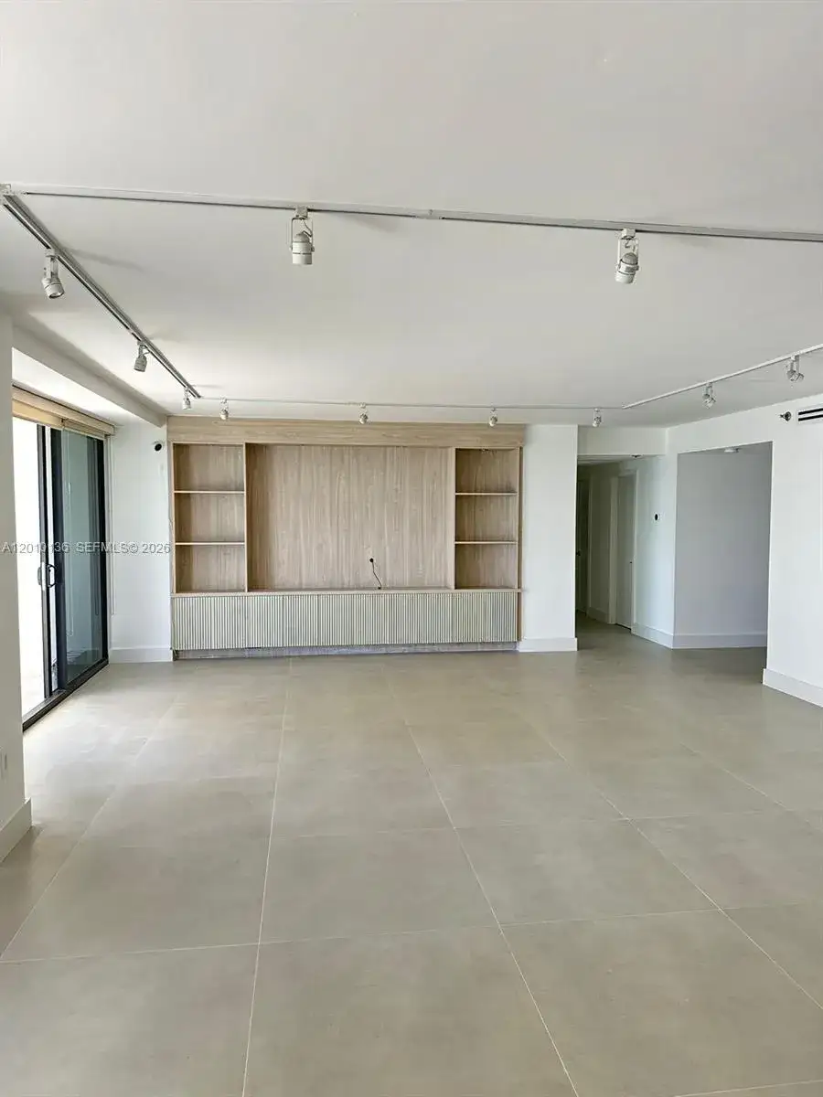 2 bedroom 2 bath Residential for sale at 10205 Collins Ave # 907, Bal Harbour FL 33154