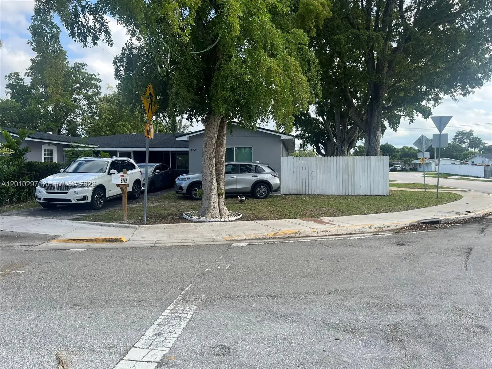 3 bedroom 2 bath Residential for sale at 6742 SW 18th Ct, North Lauderdale FL 33068