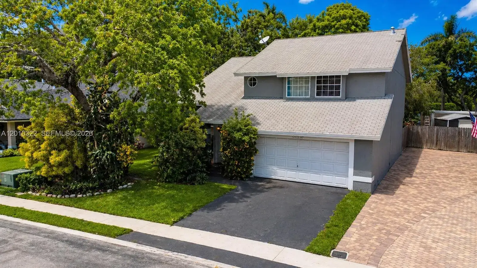 4 bedroom 2 bath Residential for sale at 12113 NW 33rd St, Sunrise FL 33323