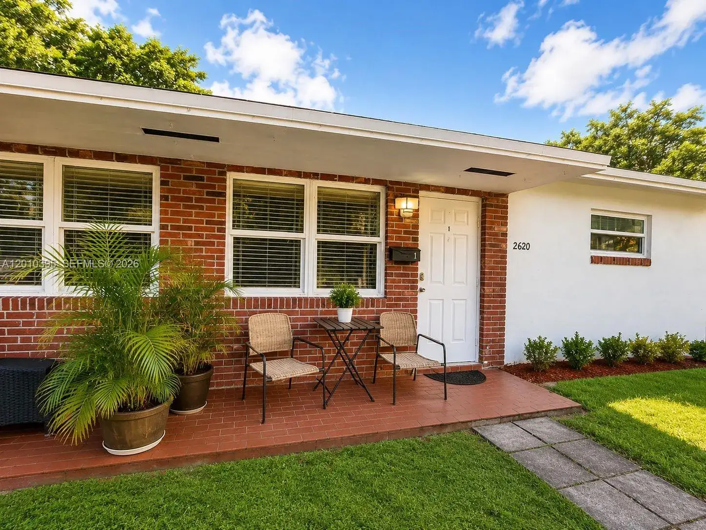 2620 SW 51st St, Dania Beach FL 33312
