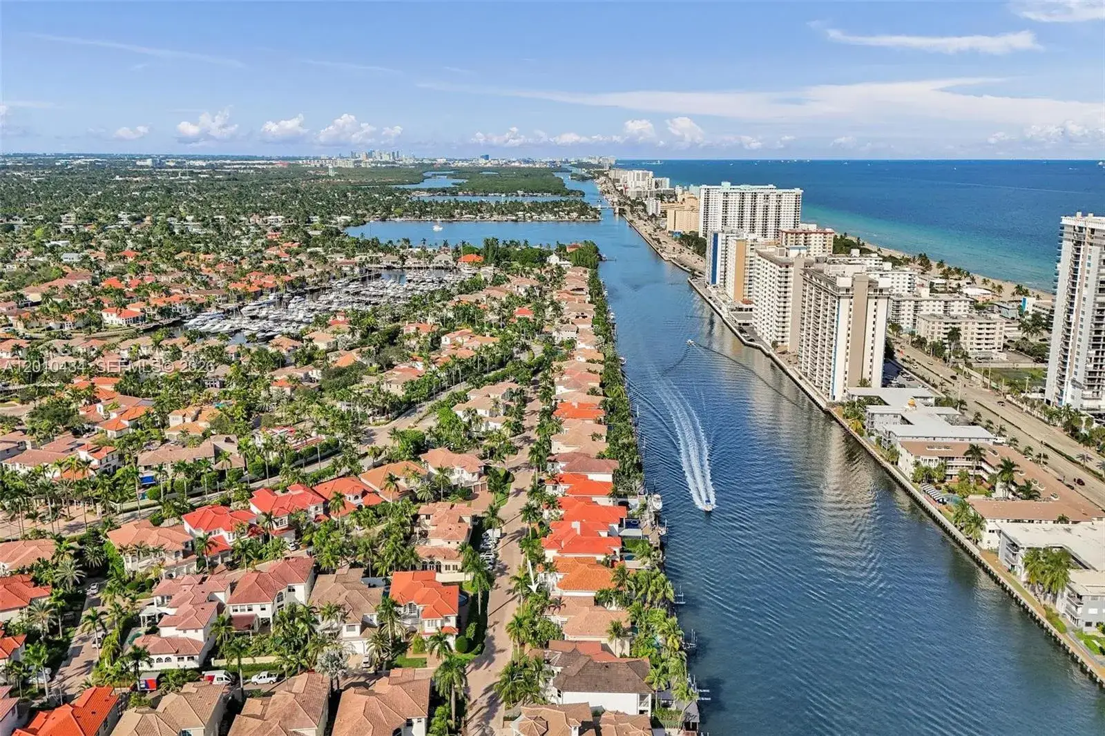 5 bedroom 4 bath Residential Lease for rent at 1575 Windjammer Way, Hollywood FL 33019