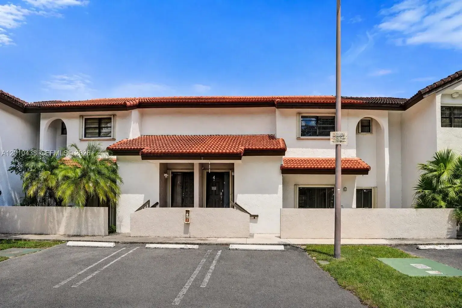 3 bedroom 3 bath Residential for sale at 13501 SW 62nd St # 1, Miami FL 33183