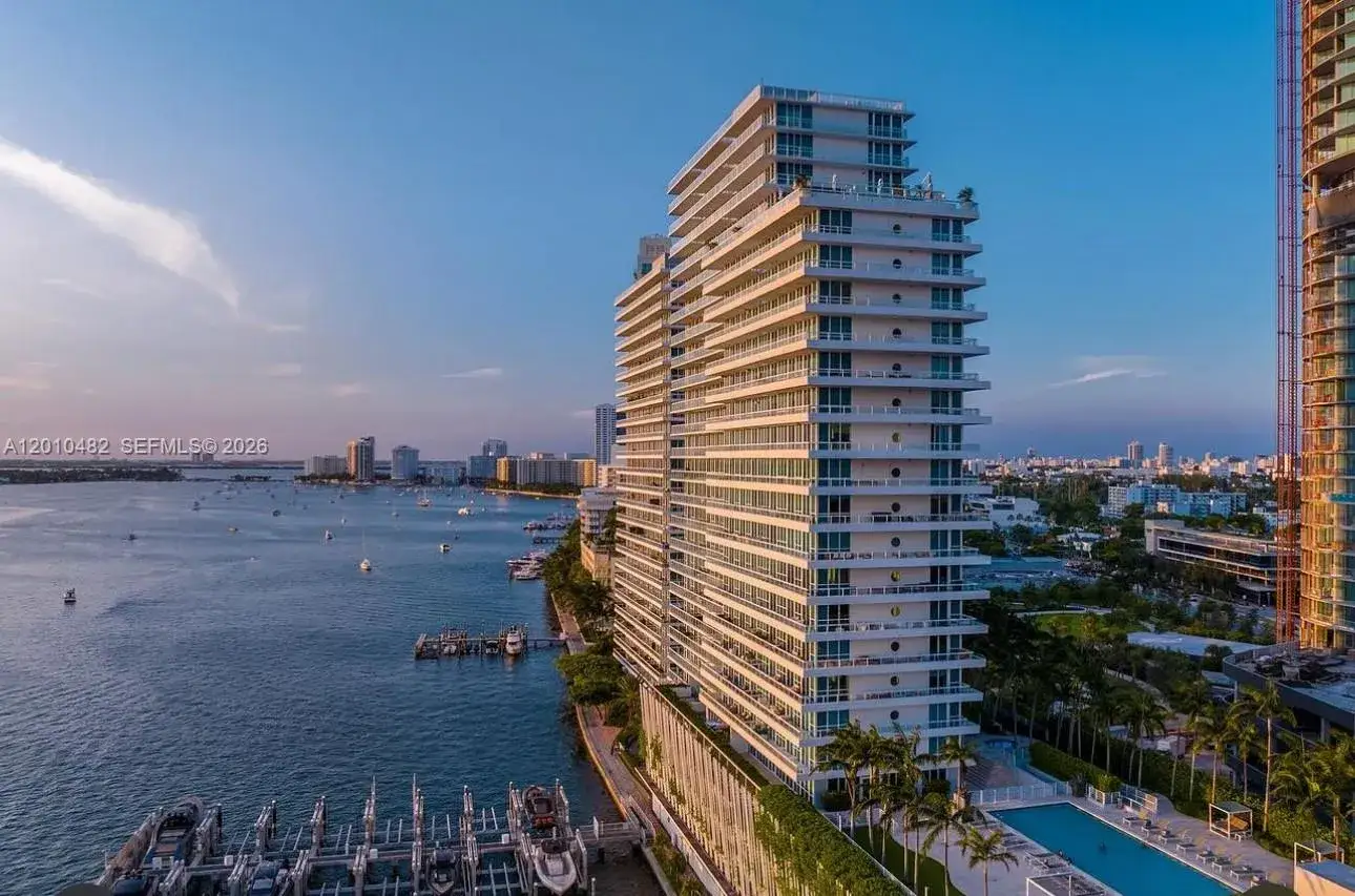 1 bedroom 1 bath Residential for sale at 520 West Ave # 1203, Miami Beach FL 33139