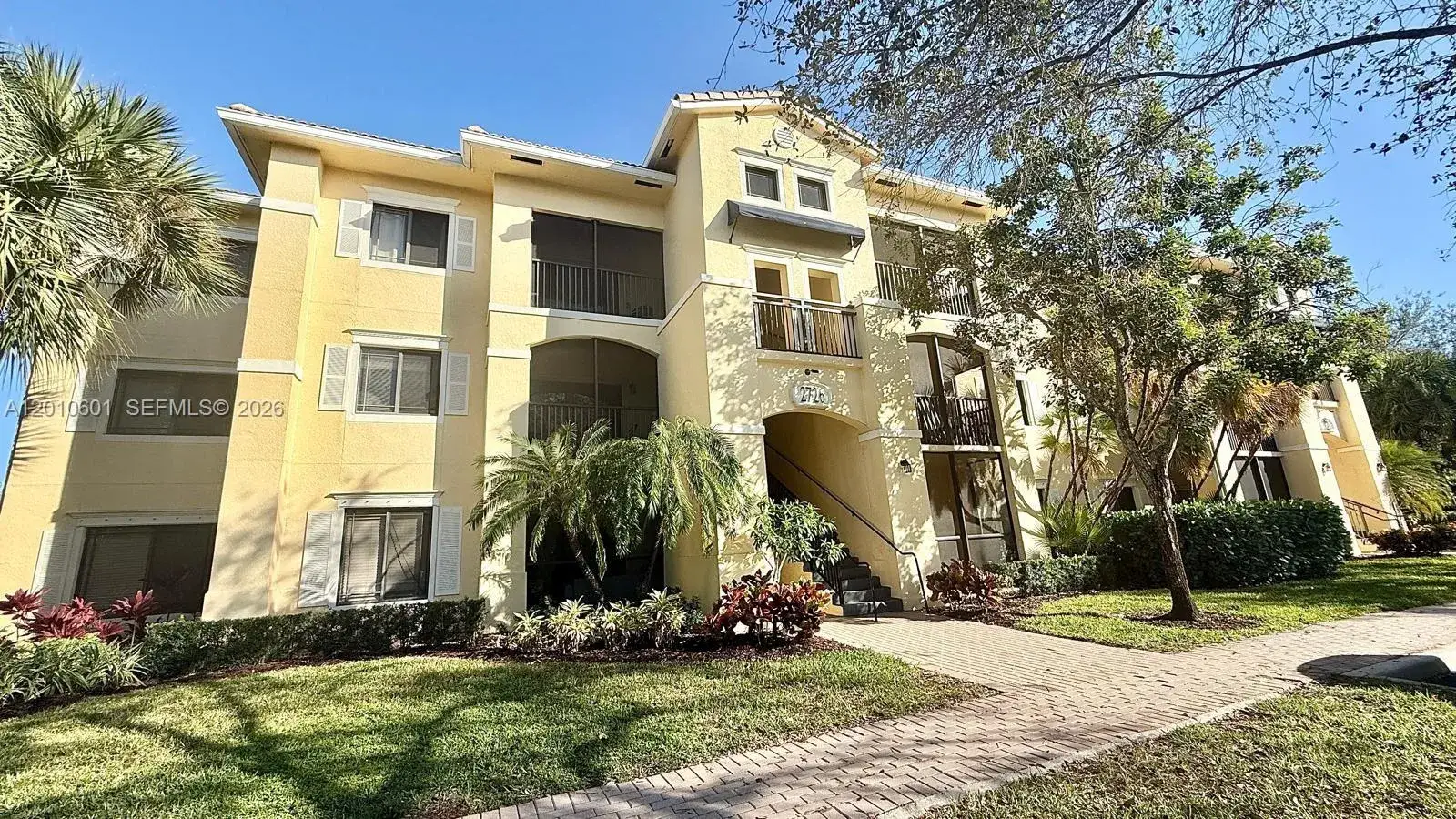 1 bedroom 1 bath Residential Lease for rent at 2726 Anzio Ct # 306, Palm Beach Gardens FL 33410