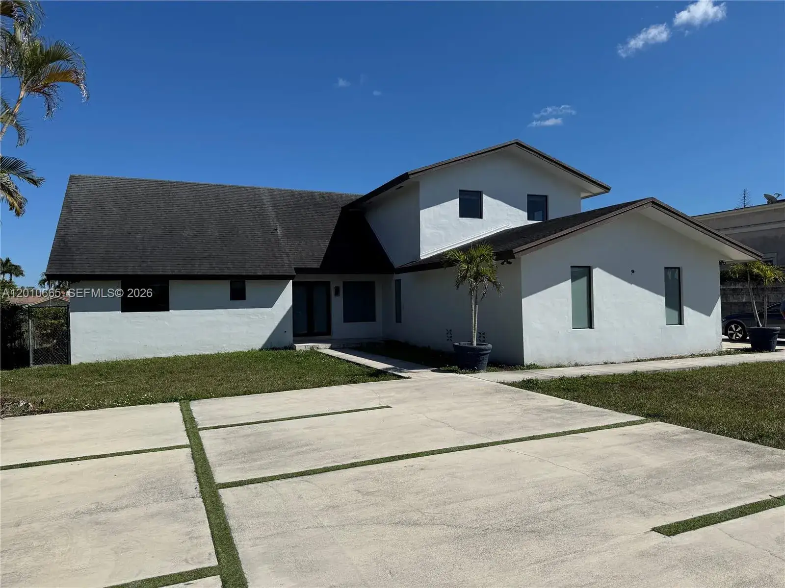 3 bedroom 3 bath Residential Lease for rent at 3155 SW 132nd Ave, Miami FL 33175