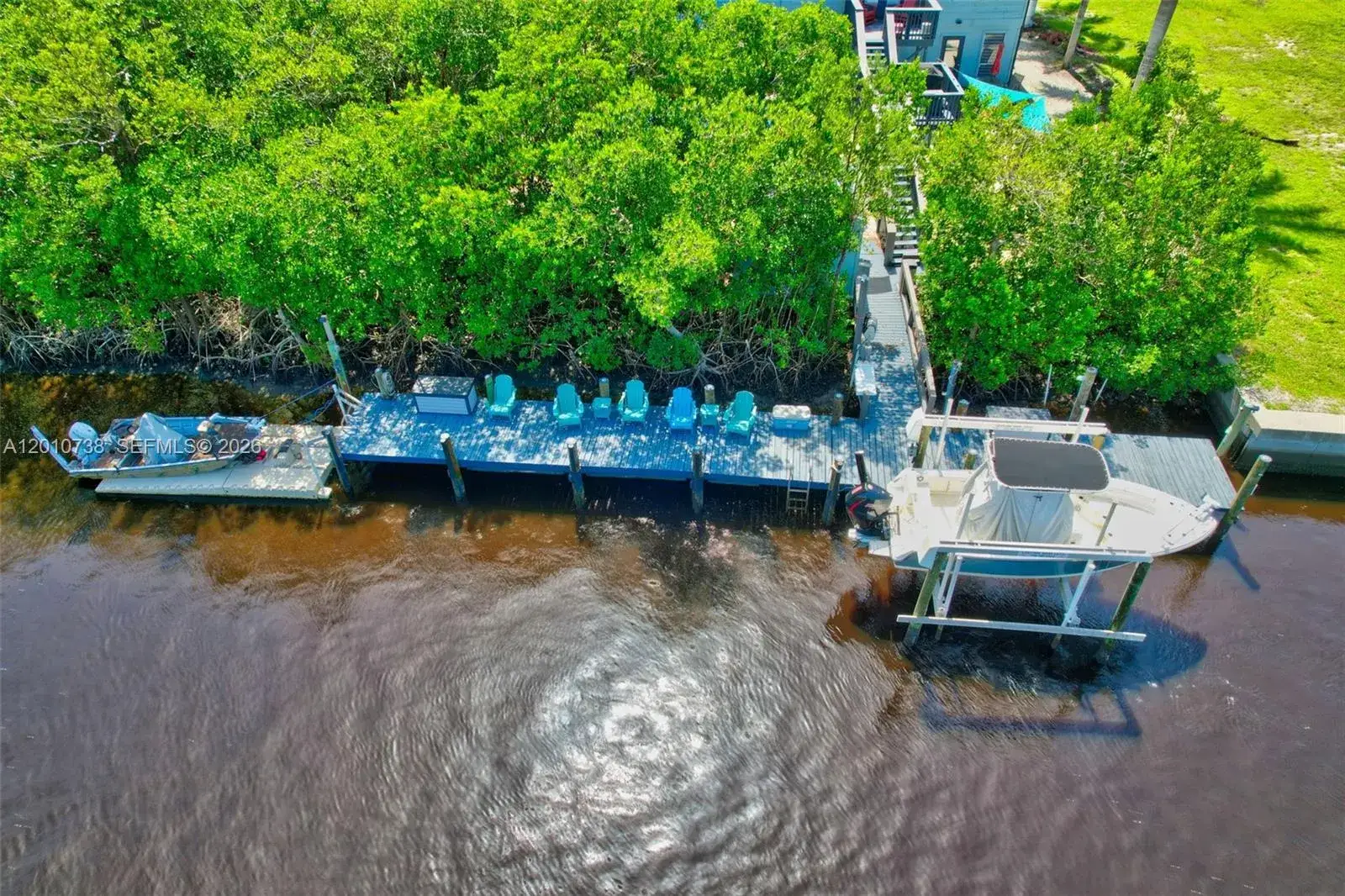 Residential Income for sale at 936 Panther Creek Ln, Everglades City FL 34114
