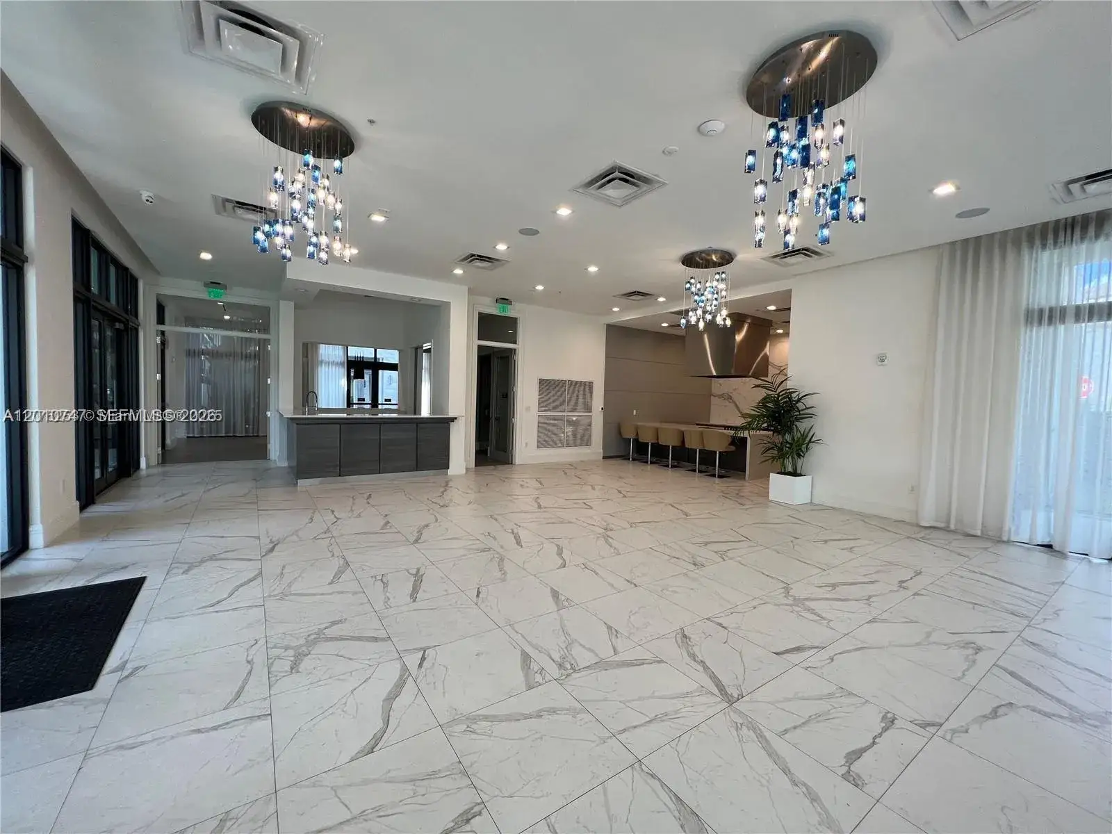 2 bedroom 2 bath Residential for sale at 8167 NW 41st St # 308, Doral FL 33166