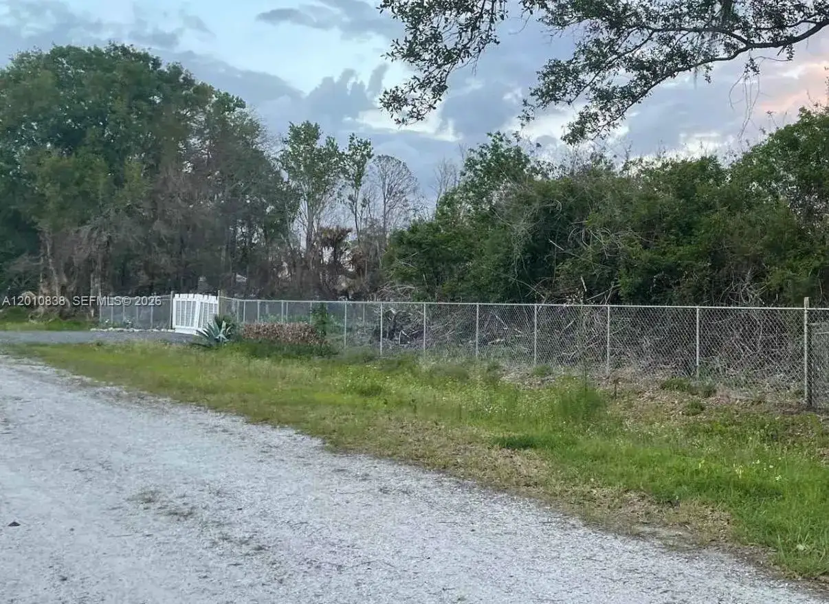 845 N Verda St, Clewiston FL 33440