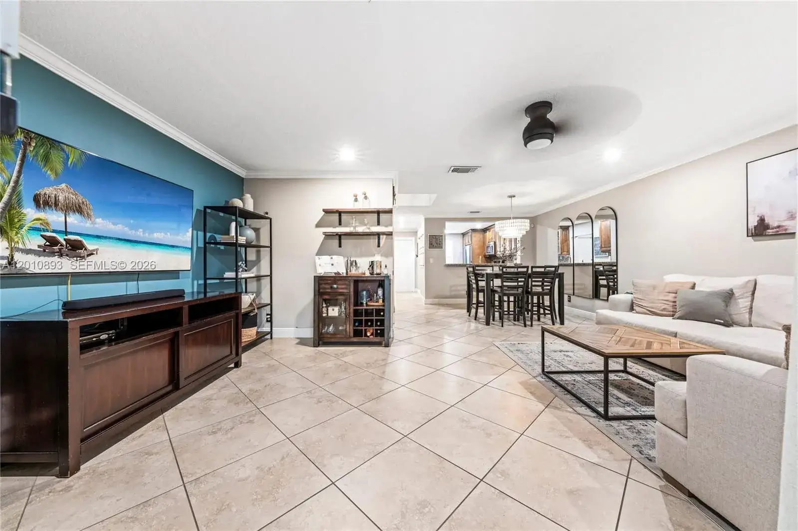 3 bedroom 2 bath Residential for sale at 1140 NW 99th Ave # 70, Pembroke Pines FL 33024