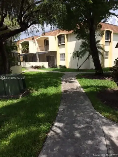 2 bedroom 2 bath Residential Lease for rent at 7847 Miller Dr # A205, Miami FL 33155
