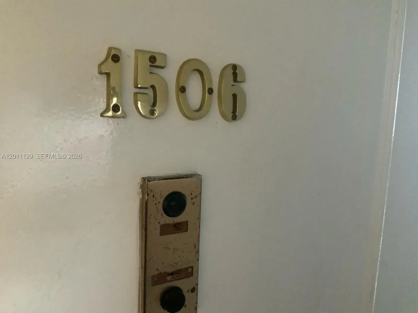 1 bath Residential Lease for rent at 999 Brickell Bay Dr # 1506, Miami FL 33131