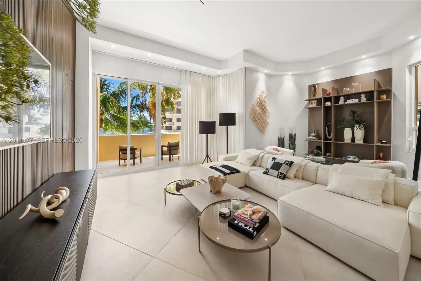 2 bedroom 2 bath Residential for sale at 808 Brickell Key Dr # 408, Miami FL 33131