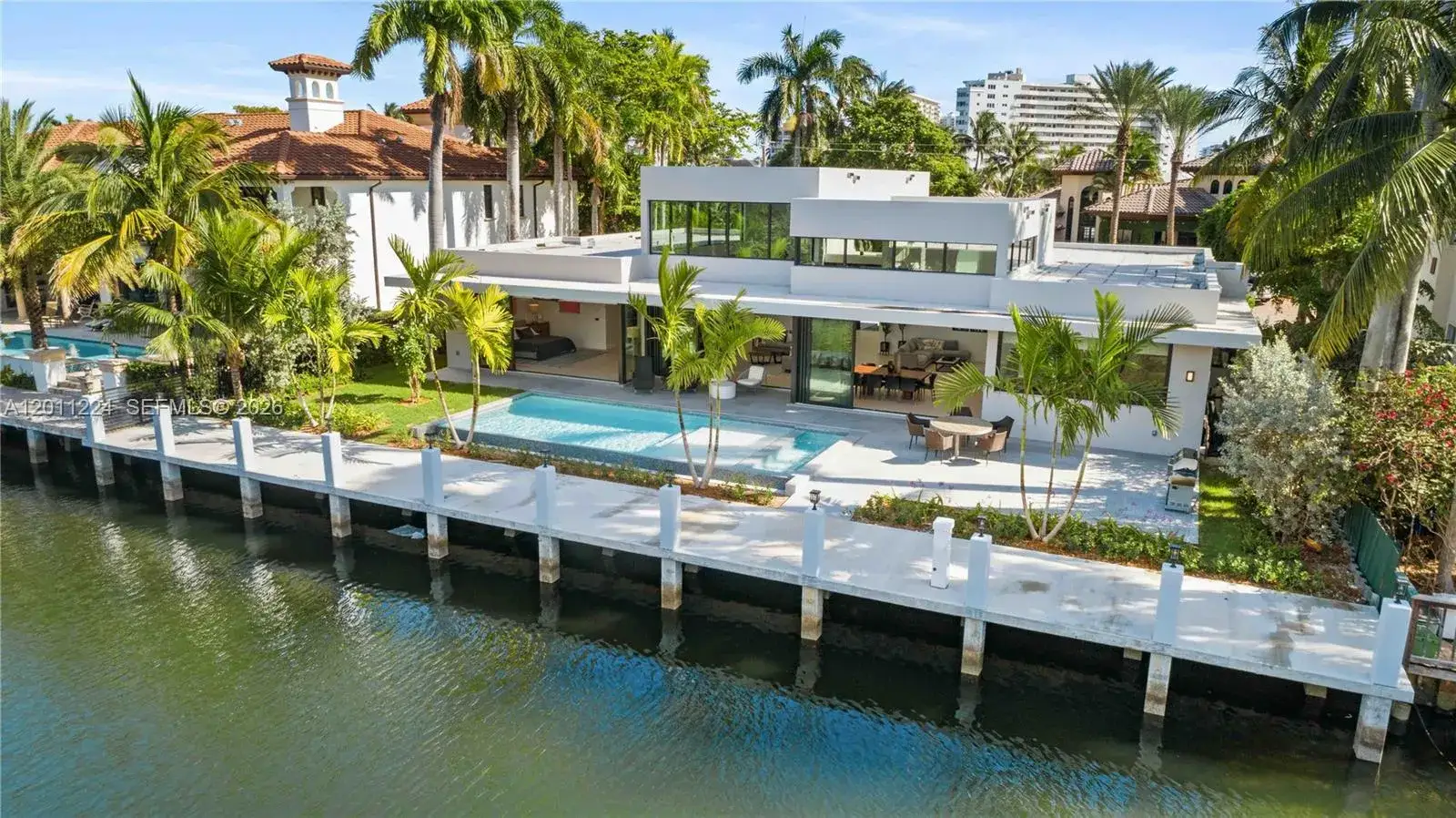 4 bedroom 4 bath Residential Lease for rent at 401 Royal Plaza Dr, Fort Lauderdale FL 33301