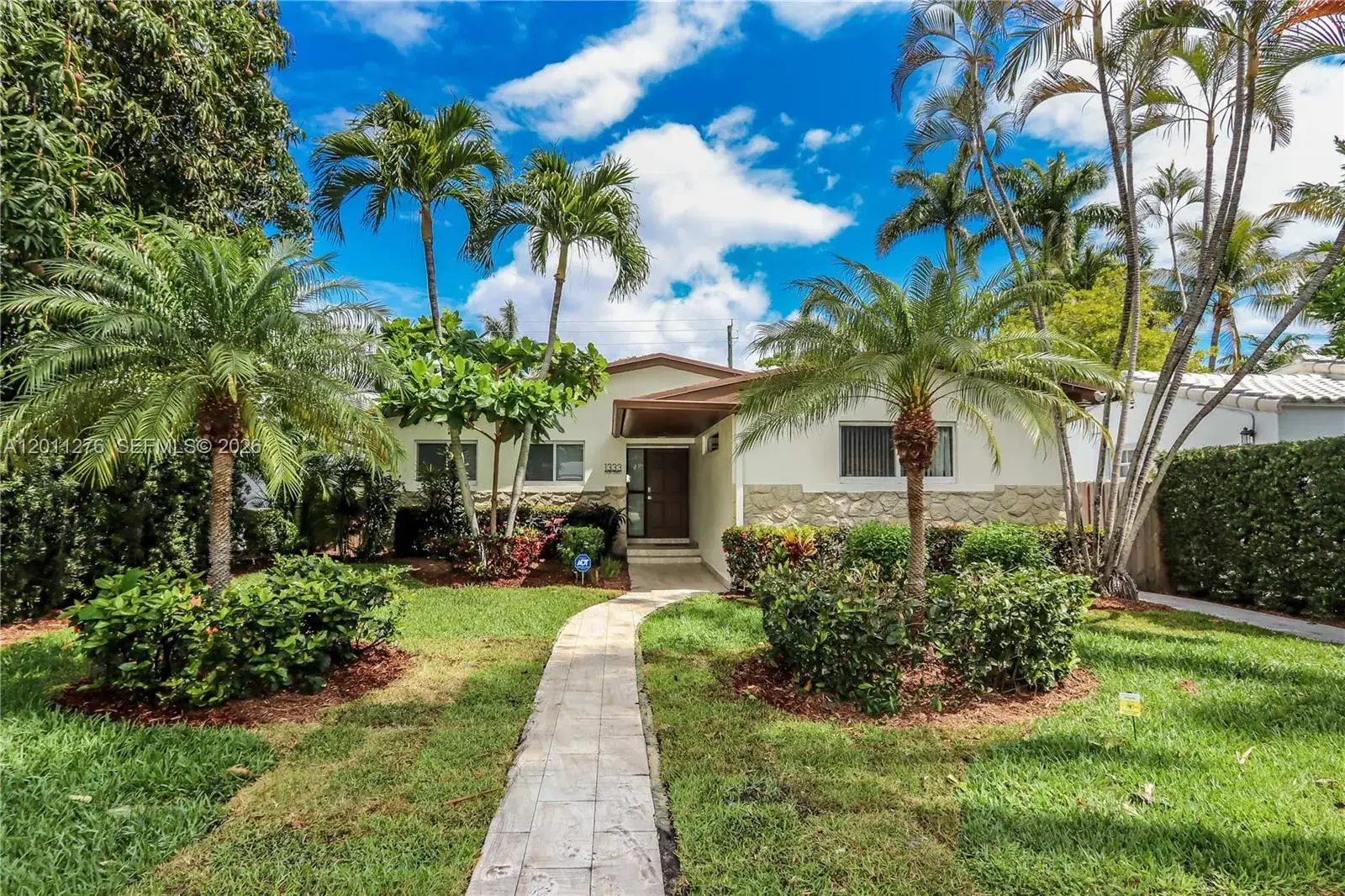 3 bedroom 2 bath Residential for sale at 1333 Tyler St, Hollywood FL 33019