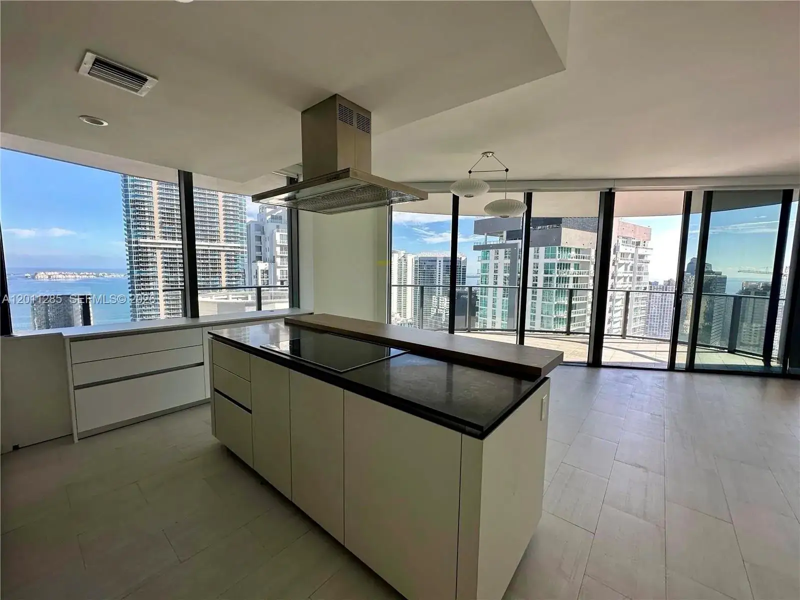 2 bedroom 2 bath Residential for sale at 1000 Brickell Plz # 4301, Miami FL 33131