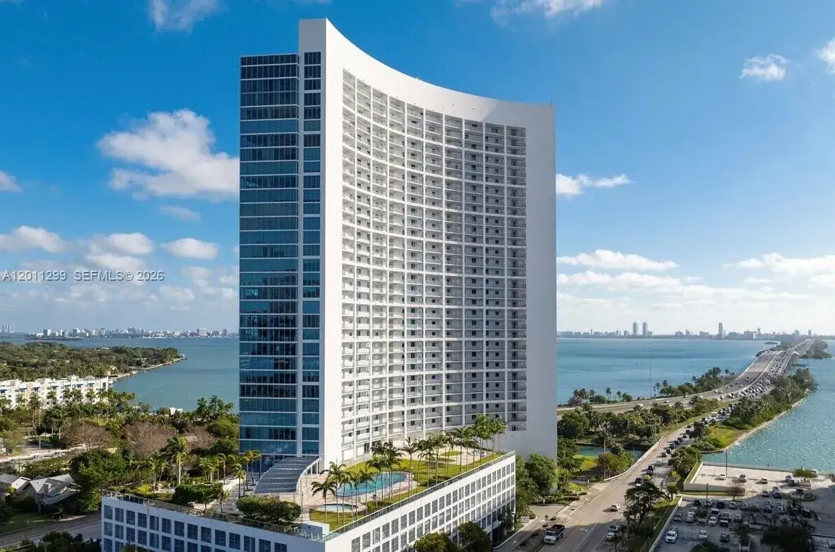2 bedroom 2 bath Residential Lease for rent at 601 NE 36th St # 2109, Miami FL 33137