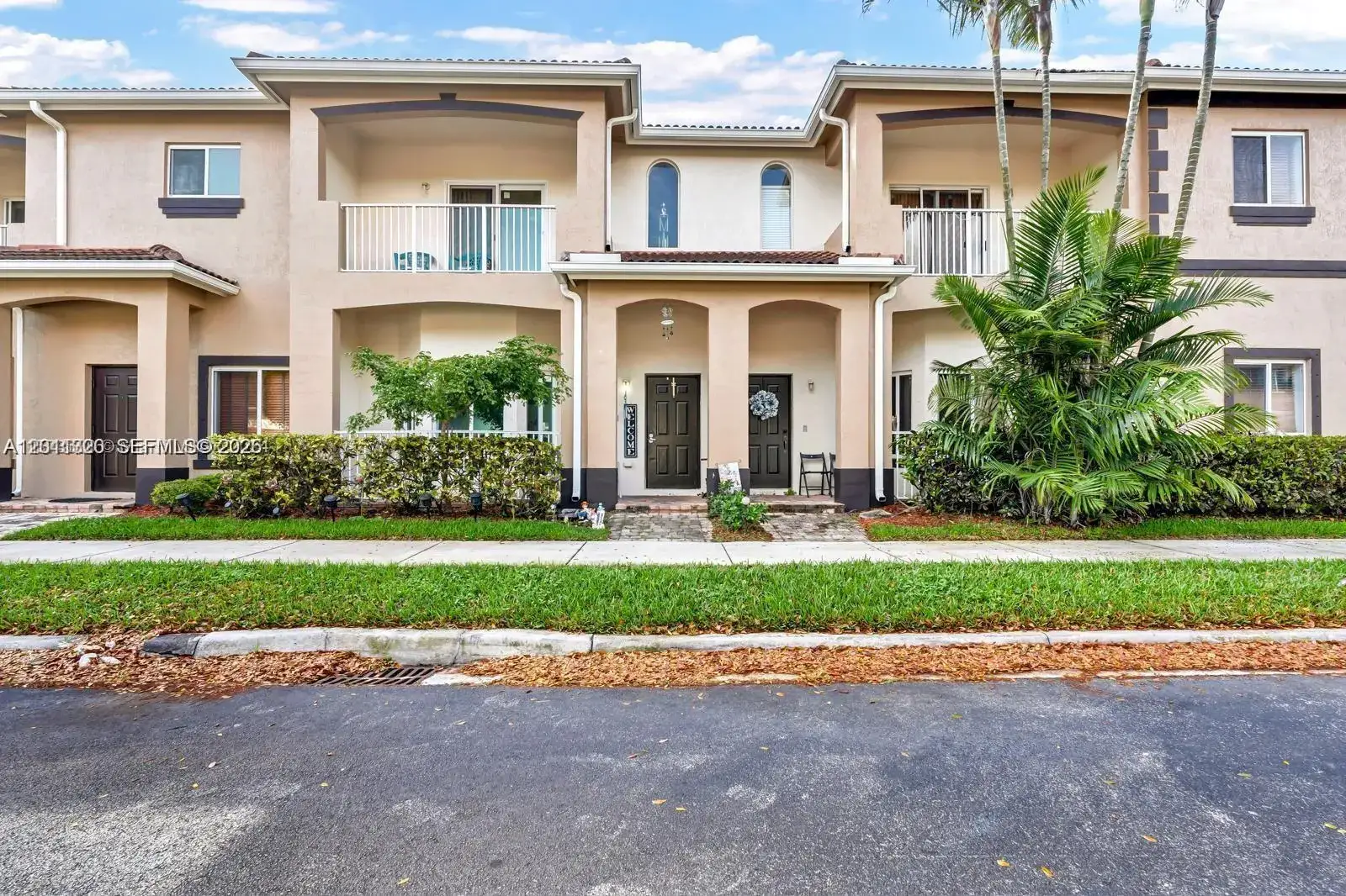 3 bedroom 2 bath Residential for sale at 1942 SE 23rd Ter, Homestead FL 33035